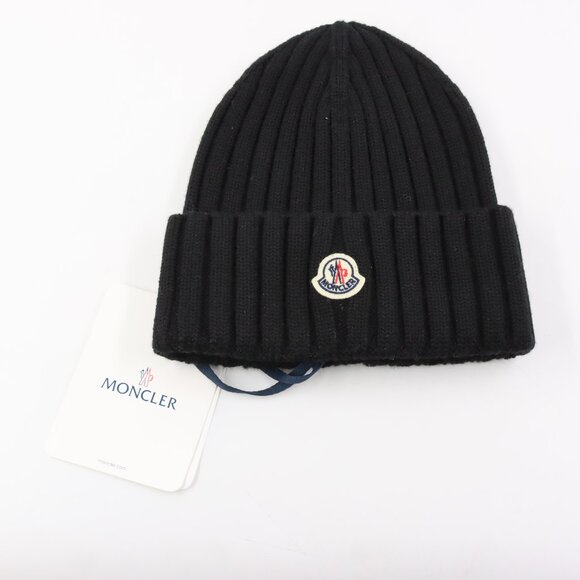 NWT Moncler 100% Wool Knitted Beanie with Logo Patch in Black (OS) - Picture 1 of 7
